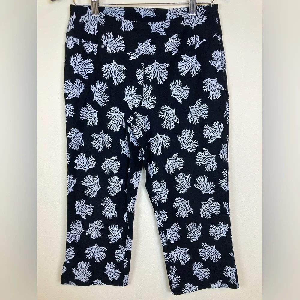Lulu-B Black White Coral Print Capri Pants Womens Size 6 Stretch Coastal - Picture 1 of 8